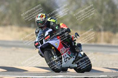 media/Dec-01-2025-Moto Forza (Mon) [[2daa91e15f]]/2-Intermediate Group/Session 3 (Turn 3)/